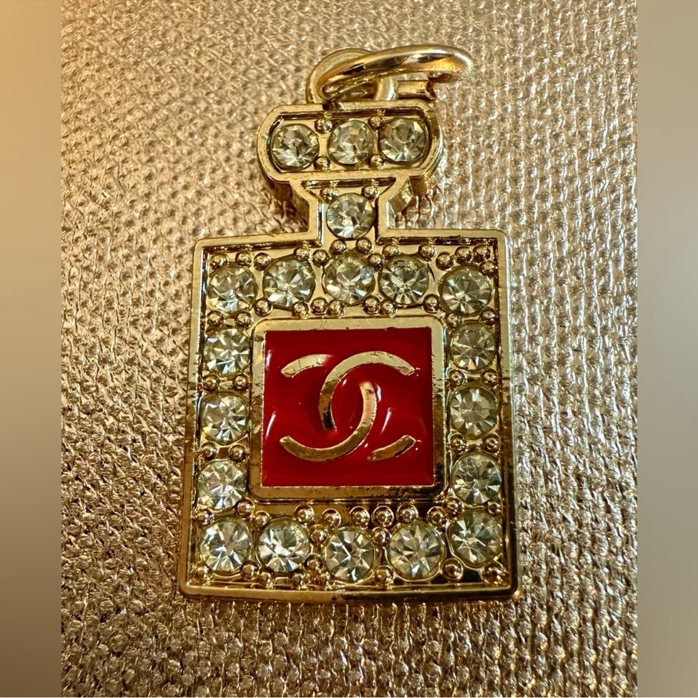 All kinds of luxury charms, zipper pulls and buttons! - Picture 5 of 14